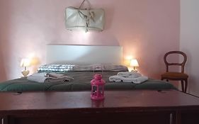 Garda City Home Family Apartments